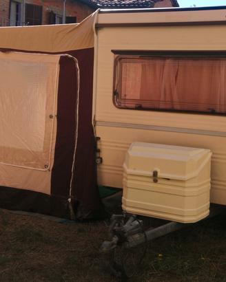 Roulotte pieghevole modello: 1990 Casita 3400 gl