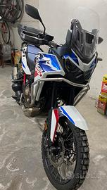 Africa twin crf 1100 ES