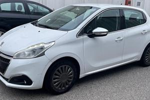 PEUGEOT208 PURE TECH 82Cv. 5P ACTIVE
