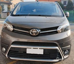 toyota proace verso 8 posti