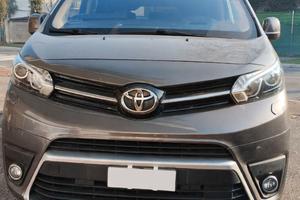 toyota proace verso 8 posti