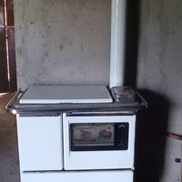 Stufa/Cucina a legna con forno