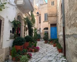 CASA INDIPENDENTE A POLIGNANO A MARE