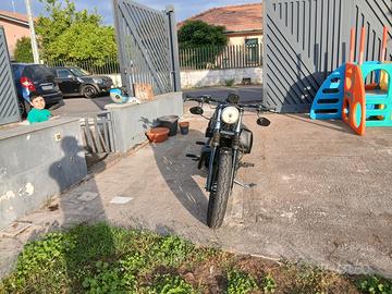 Harley Davidson 883
