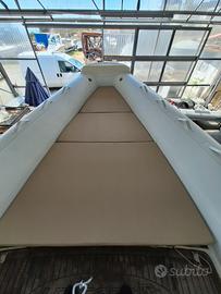 Realizzazione cuscineria, tendalino,tende nautiche