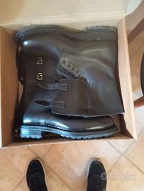 ABBIGLIAMENTO MILITARE