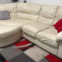 Divano in pelle Modello Pachira - Poltronesofà