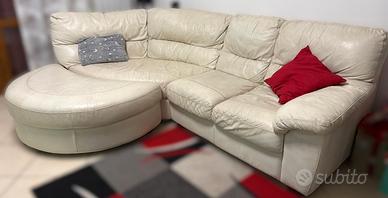 Divano in pelle Modello Pachira - Poltronesofà