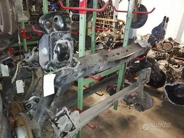 Ponte posteriore SEAT LEON FR 1968cc TDI del 2015