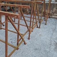 CAVALLETTI DI FERRO