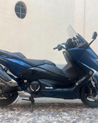 Yamaha T-MAX 530 DX