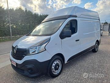 Renault trafic passo lungo tetto alto 2017 km14500