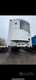 Semirimorchio Isotermico con  gruppo frigo