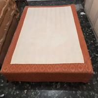 Letto sommier rivestito in tessuto