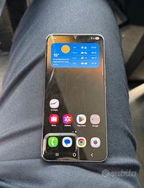 Samsung galaxy s22 5g 128gb con batteria nuova!!!