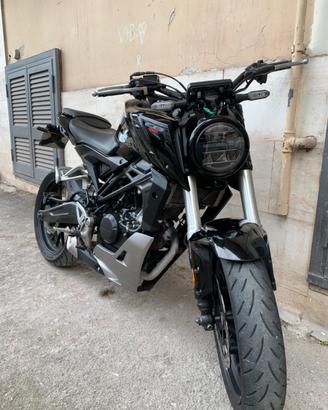 HONDA CB 125 R