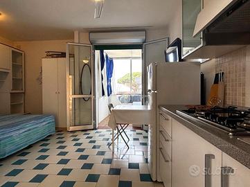 MONOLOCALE A COMACCHIO