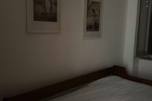 Casa di paese con cascinale