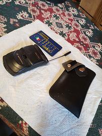Cellulare Motorola vintage con antenna