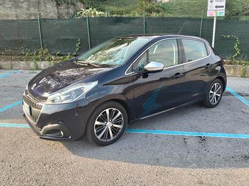 Peugeot 208 Blue HDI 1.6 75 CV Diesel