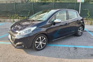 Peugeot 208 Blue HDI 1.6 75 CV Diesel