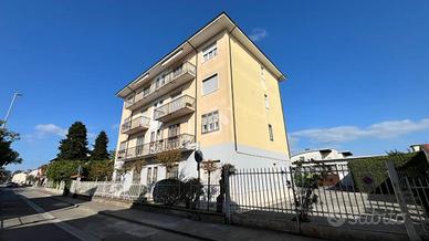 2 LOCALI A SAN MARTINO IN STRADA