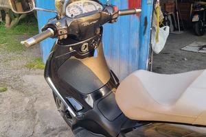 Piaggio Beverly Tourer 125