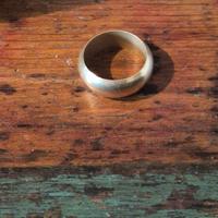 antico anello in bronzo 