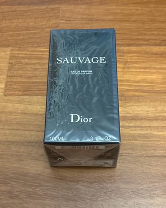 Profumo Dior Sauvage 100ml chiuso