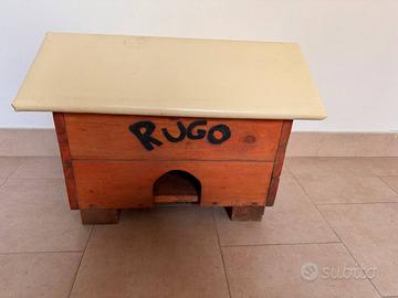 Casetta in legno per tartarughe di terra