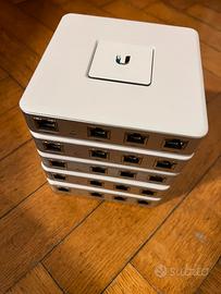 UBIQUITI UNIFI Router USG-3P in blocco 5 pezzi