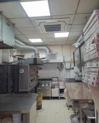 Pizzeria