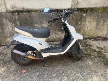 Yamaha Booster 50 BW's 2018