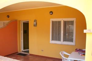 Villasimius, abitazione in centro con parcheggio