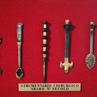 Miniature strumenti chirurgici arabi