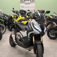 HONDA X-ADV 750 2024 6.500 km - Garanzia 4 Anni