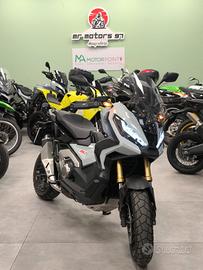HONDA X-ADV 750 2024 6.500 km - Garanzia 4 Anni