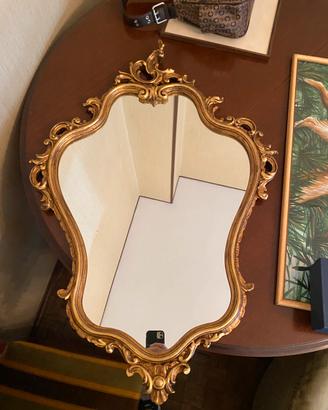 Specchio con cornice in legno vintage dipinto oro