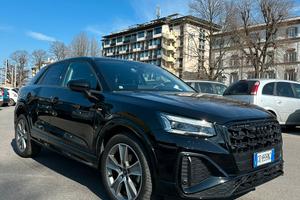Audi Q2 S line nero sportiva e perfetta