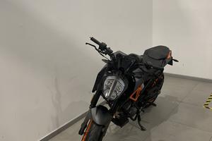 KTM DUKE 125 ABS
