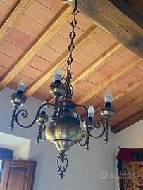 Lampadario da  soffitto in ottone antico