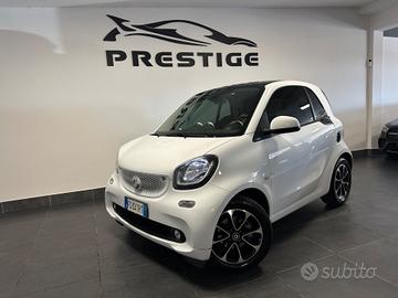 SMART FORTWO 1.0 PASSION 71CV AUTOMATICA TOTAL WHI