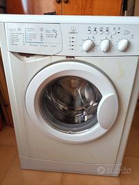 lavatrice Indesit 