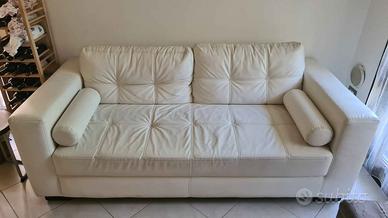 Divano con pouff contenitore