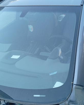 Chevrolet aveo anno 2010 parabrezza anteriore