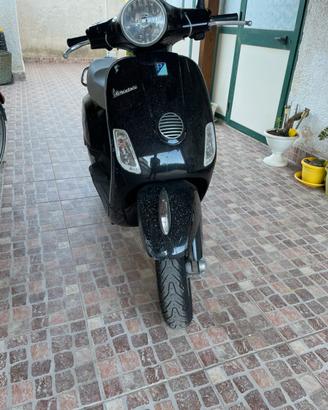 Vespa 50 lx 4t