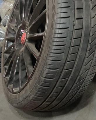 4 cerchi da 18/215/40 + gomme