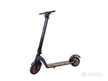 Monopattino elettrico Cecotec Bongo classe A