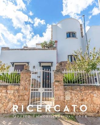 Villa di 200 m² con 4 locali e box auto doppio a G