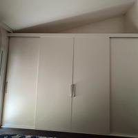 Armadio bianco  4 ante scorrevoli